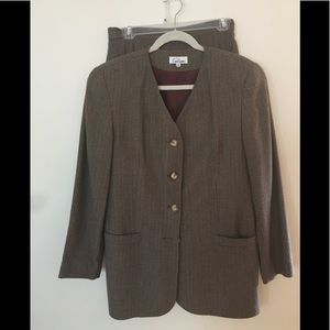 COPY - Vintage  Classic Pappagallo Wool Suit.